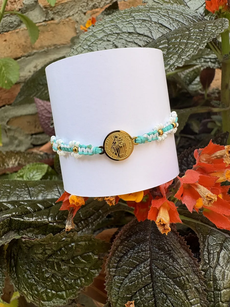 Pulsera San Benito & Nudos de Protección - Accesorio artesanal hecho a mano en Colombia por Bunu Shop
